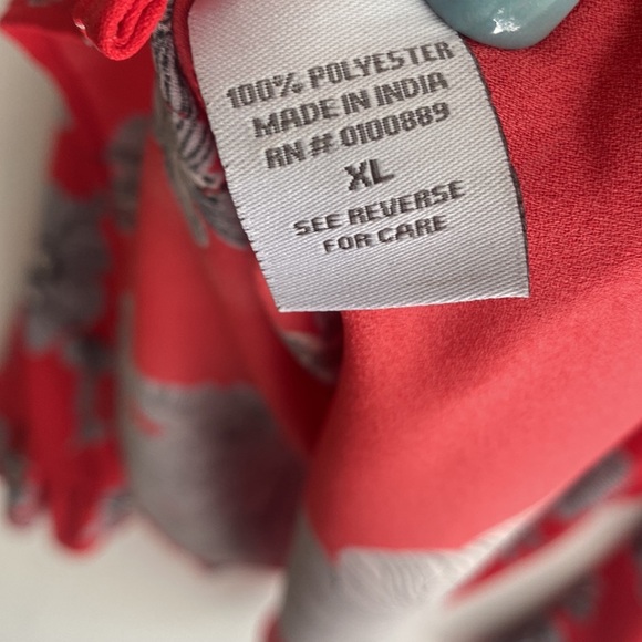 Keren hart Red Bell Sleeve Floral Top, Size XL - Picture 9 of 12